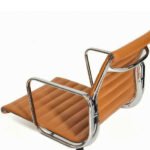EA108 Chair style - Image 4