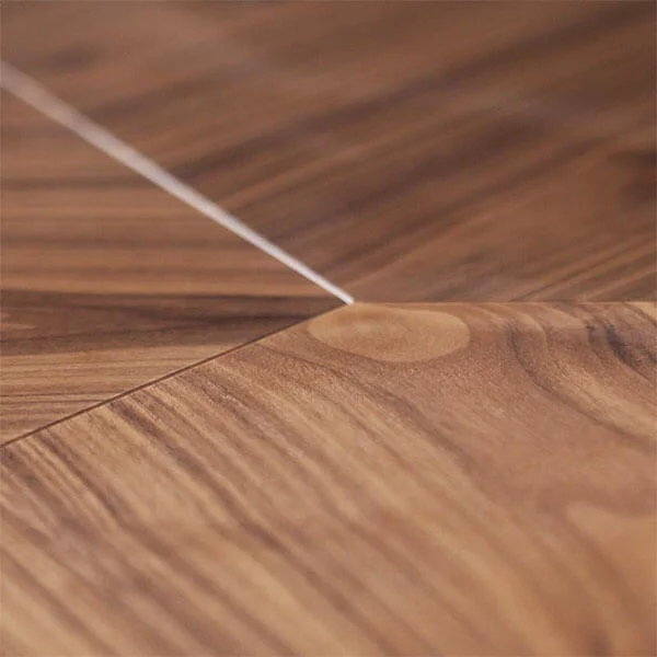 Aquilla Table - Image 4