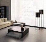 bull floor lamp μοντέρνο φωτιστικό σε εκθεσιακό χώρο καθιστικού
